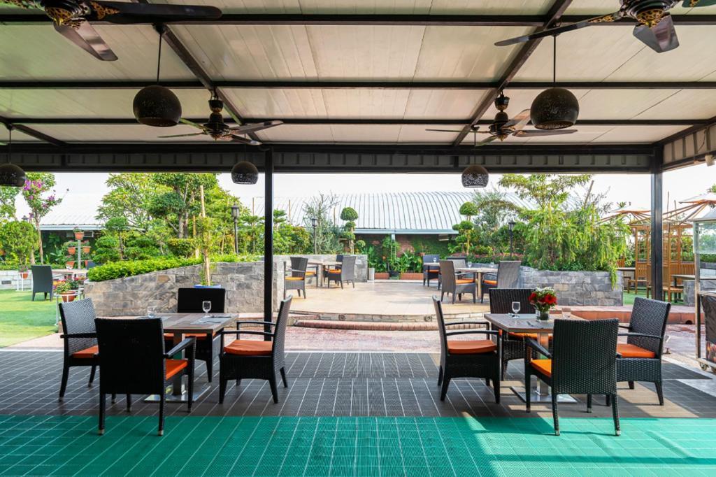 Dhaka Regency Hotel & Resort Экстерьер фото